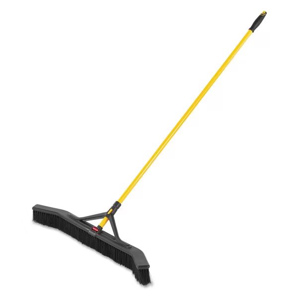 Maximizer Push-to-Center Broom, 36